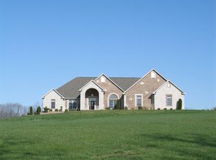 1226 Paulanna Estates Dr, Festus, MO 63028