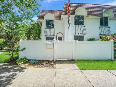 306 Birchwood Rd #306, Medford, NY, 11763