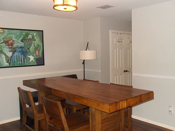 4th image of 2607 Trinity Ter