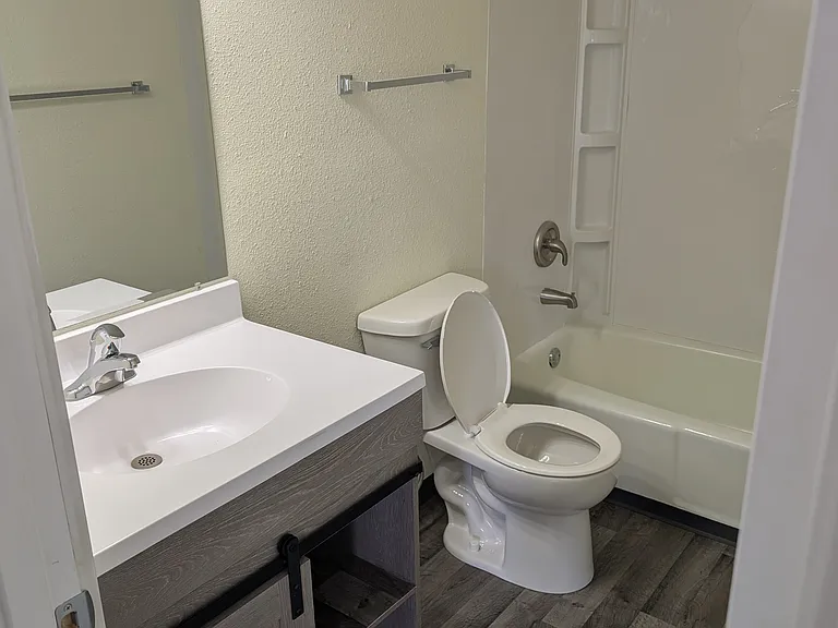 Legacy Village Apartments — Photo 35