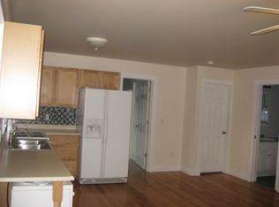 51 Maple St #B, Essex Junction, VT 05452