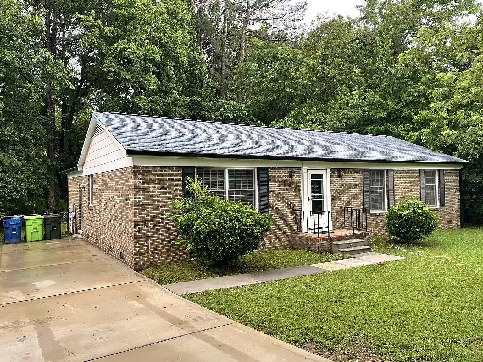 3 bed, 1636 sqft, $1,950 — Photo 2