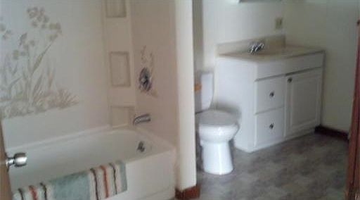 2nd image of 89 Sutton St #A