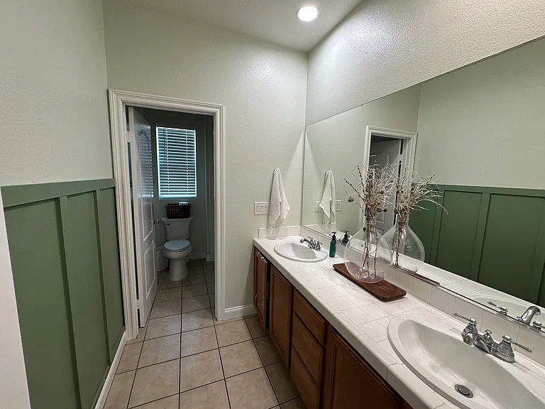 879 Coronado Cir — Photo 7
