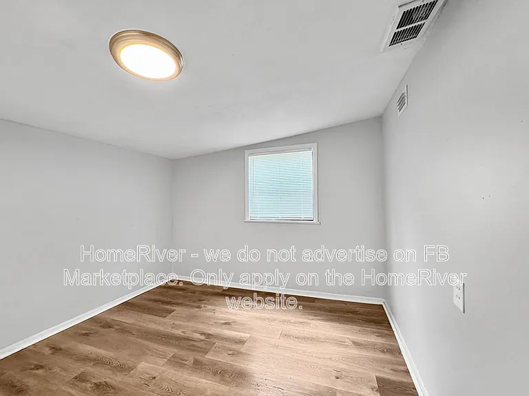 5304 E 14th Ave — Photo 12