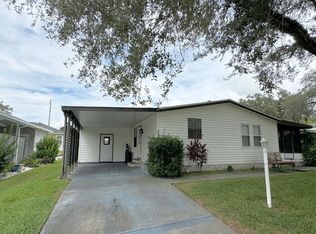727 Camelia Ct, Lady Lake, FL 32159