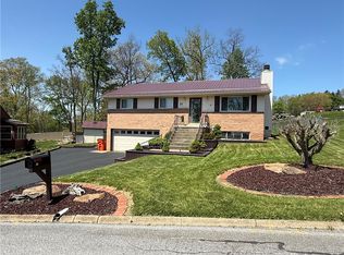 11 Hoyt Dr, Indiana, PA 15701