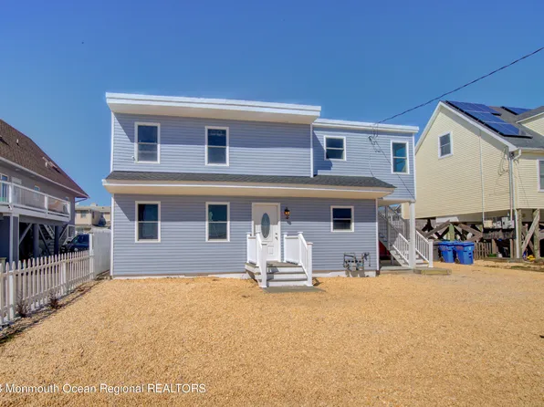 40 Bay Shore Drive, Toms River, NJ 08753