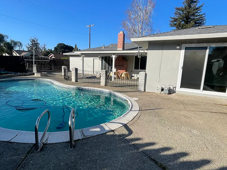 1140 Lake Home Dr — Photo 22
