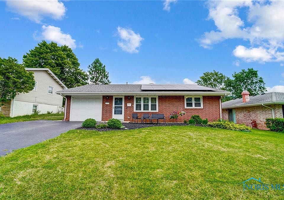 1st image of 2629 Greenacre Dr