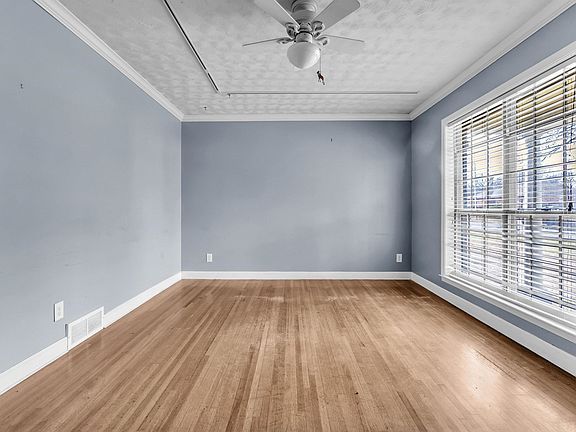 3rd image of 1456 Kinilwood St