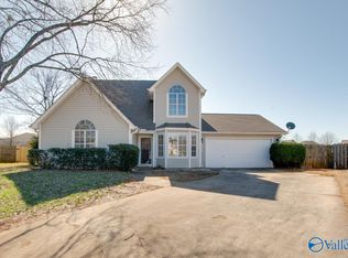 2403 Autumn Ridge Dr SW, Huntsville, AL 35803