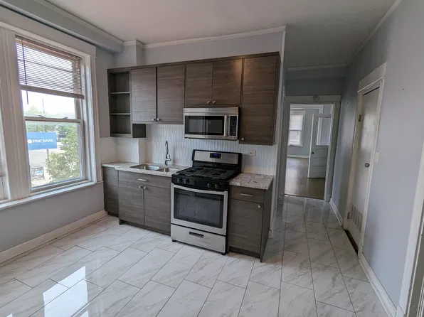 2252 N Western Ave #2, Chicago, IL 60647