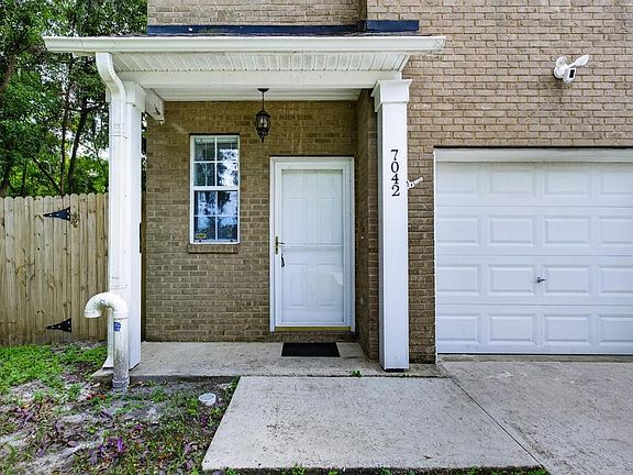 4th image of 7042 Mills Ave