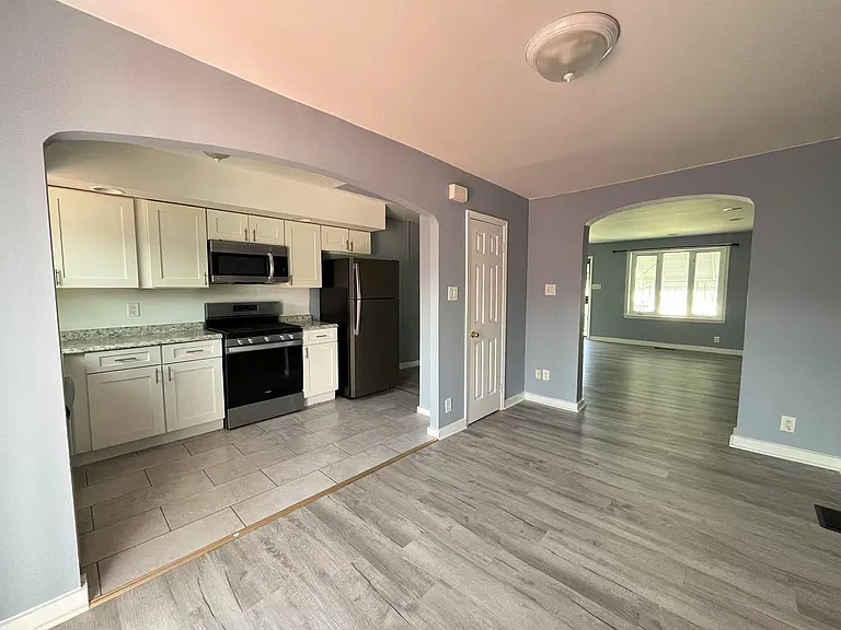 3125 Friendship St — Photo 3