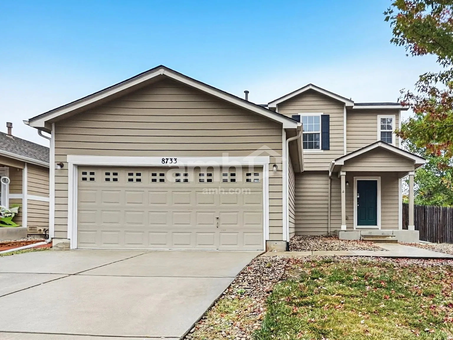 3 bed, 2.5 bath, 1354 sqft, $2,180 — Photo 1