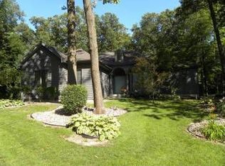 51390 Streamwood Ct, Granger, IN