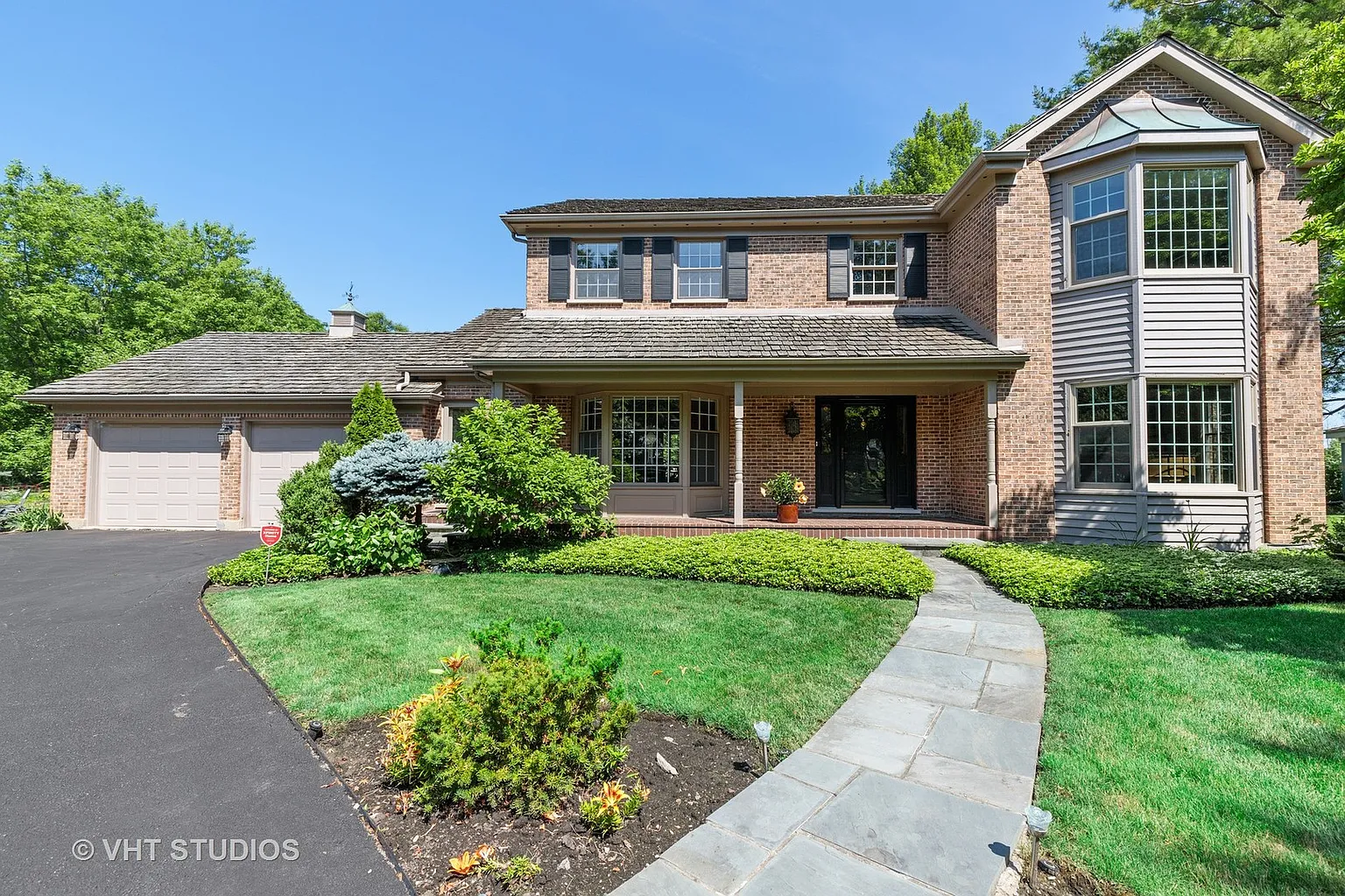 701 Newcastle Dr photo 1