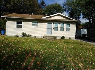 925 Mullanphy Rd, Florissant, MO 63031