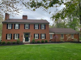 7464 Lascala Dr, Hudson, OH 44236