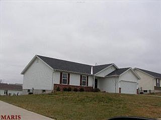 1st image of 61 Canterbury Dr