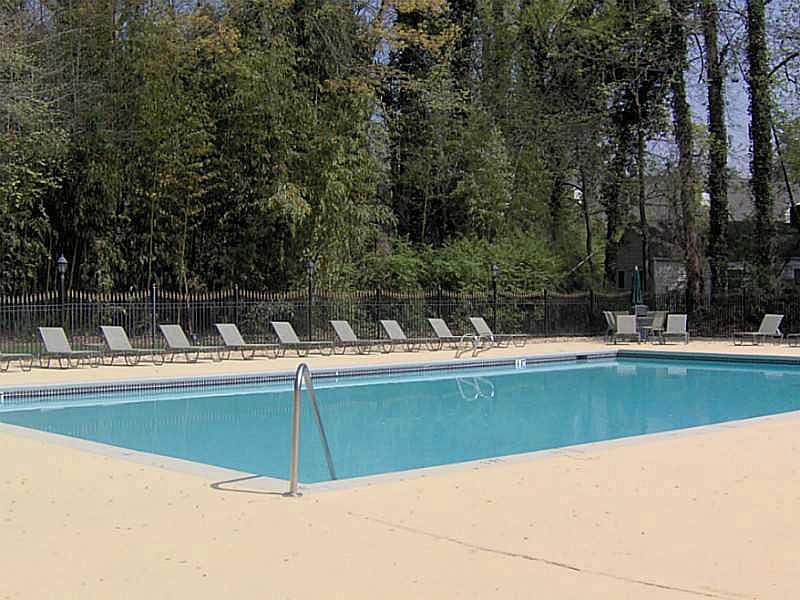 2nd image of 2203 Pine Heights Dr NE #2203
