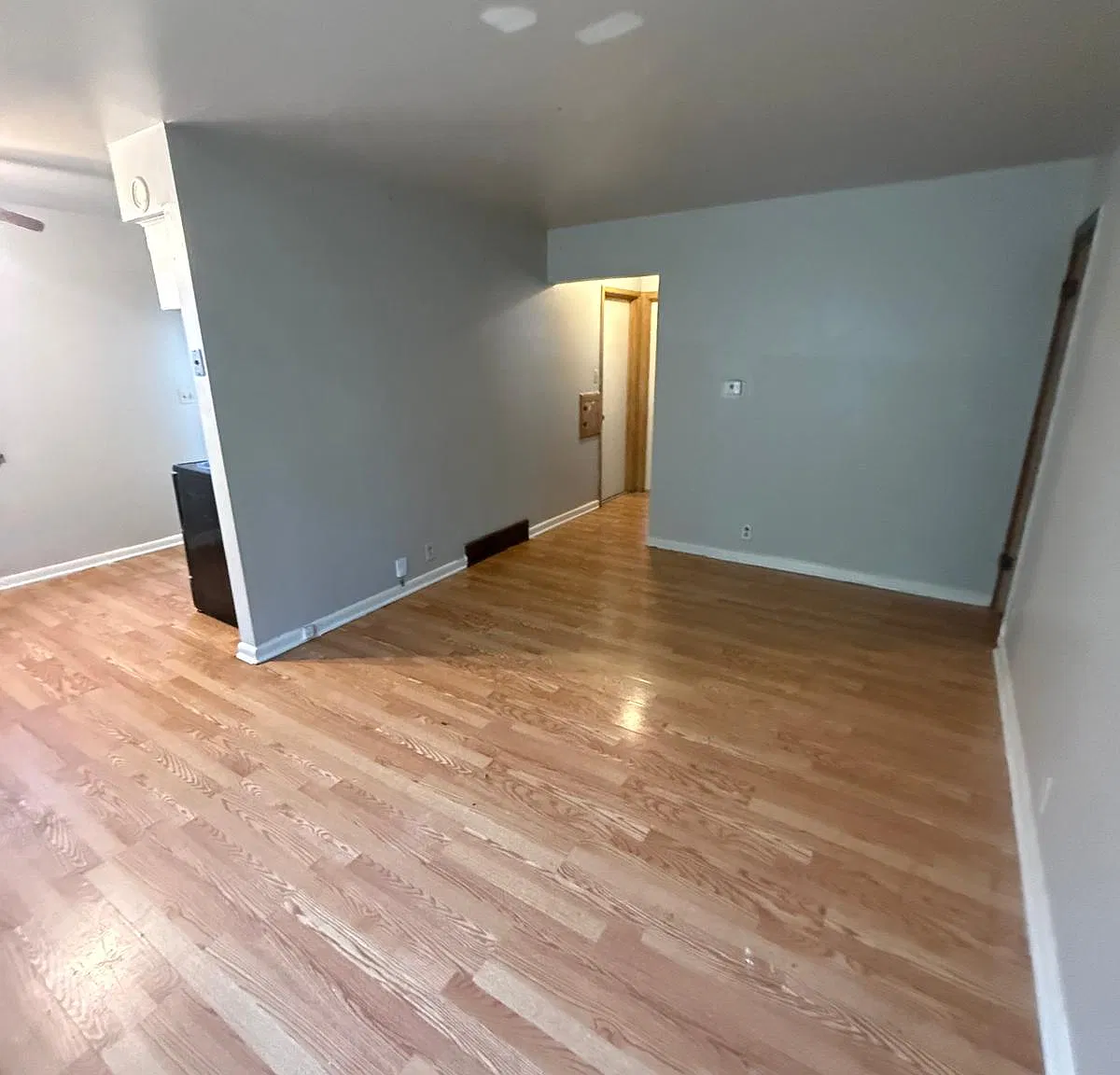 1613 West Bolivar Avenue - 1 — Photo 2