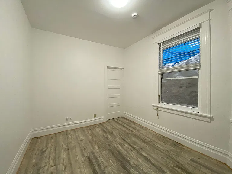 644 Pacific Ave #5 — Photo 3