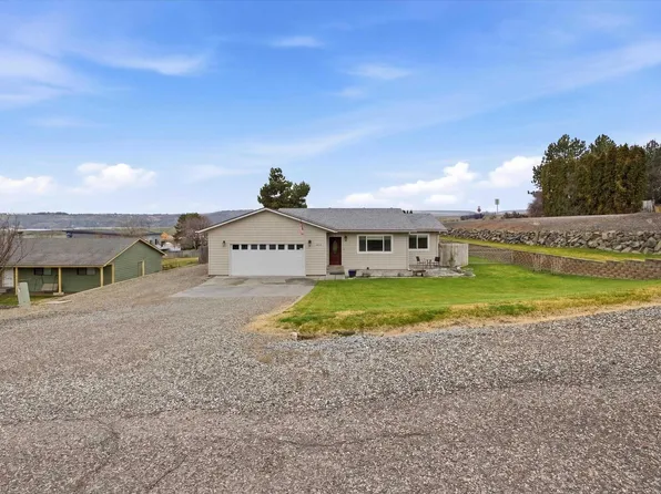 267 Mata Rd, Kennewick, WA 99338