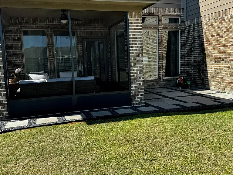 2361 Olive Forest Ln — Photo 14
