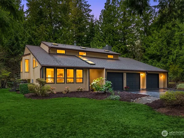 13716 50th Avenue W, Edmonds, WA 98026