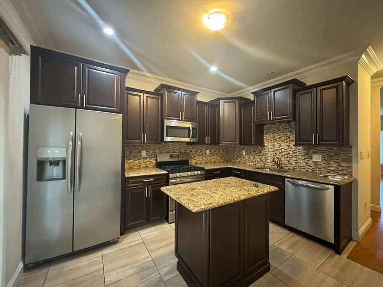 14 Pyramid Ct — Photo 5