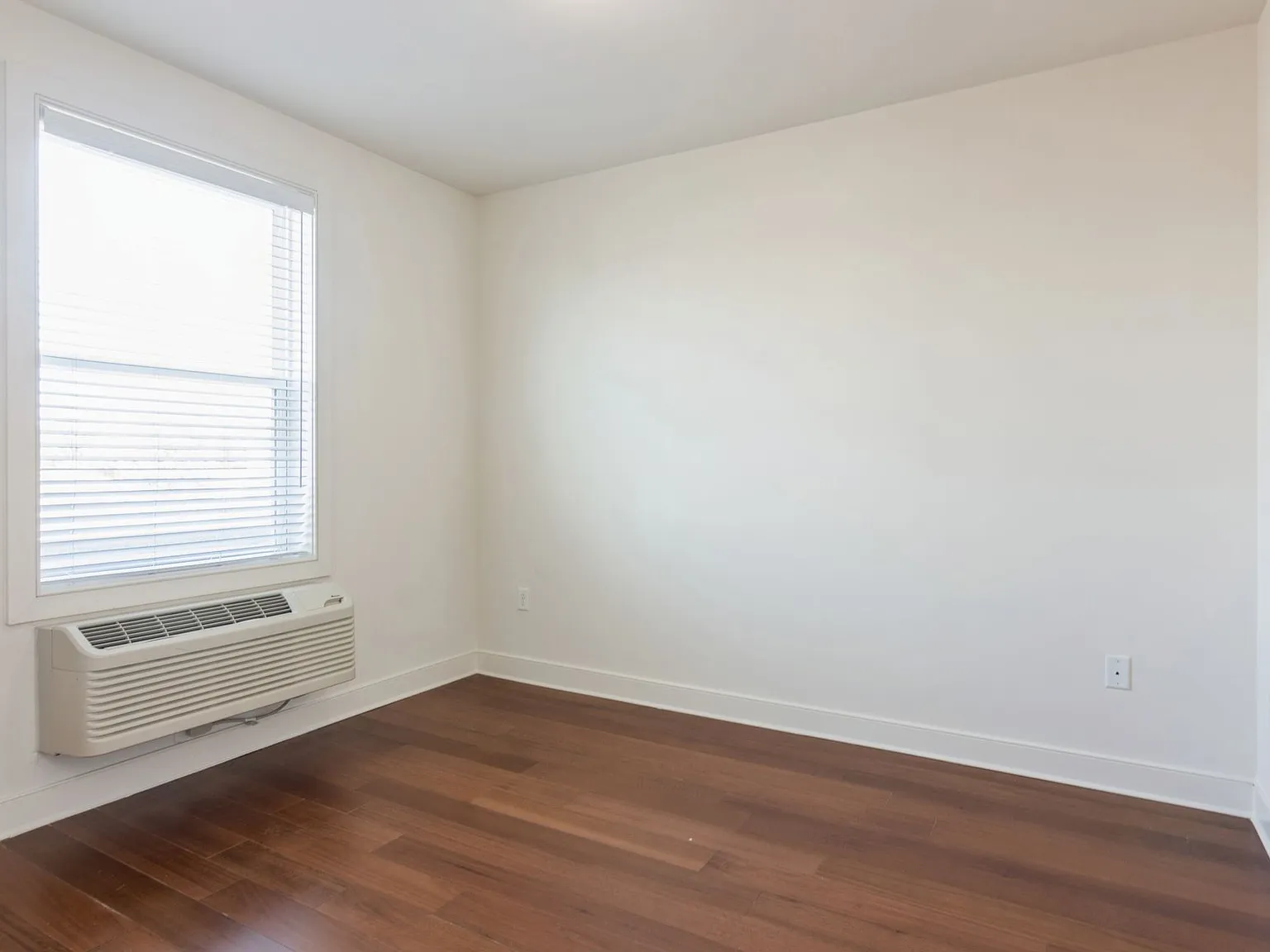 Meridia Lifestyles — Photo 4