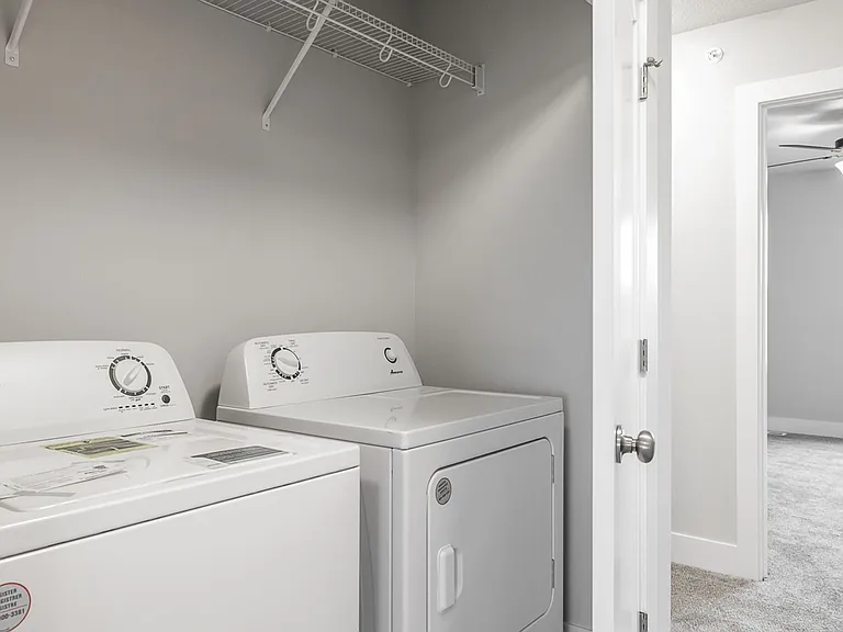 Hughes Century Crossing Townhomes — Photo 17