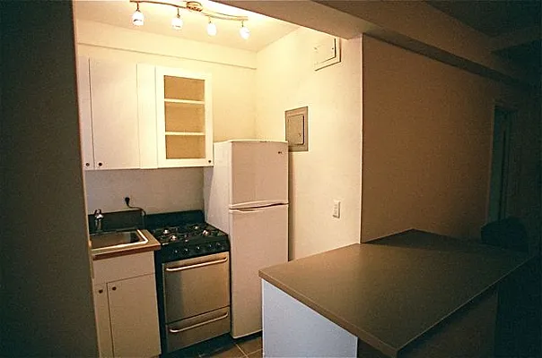 Rented by Performing Assets Corp | media 24