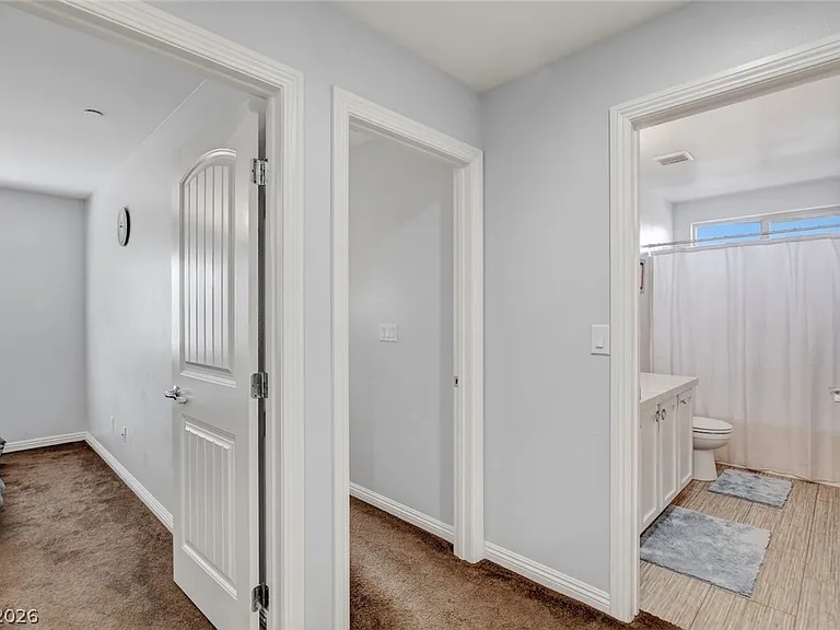 48 Jasmine Point St — Photo 46