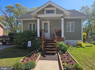 517 W Race St, Millville, NJ 08332