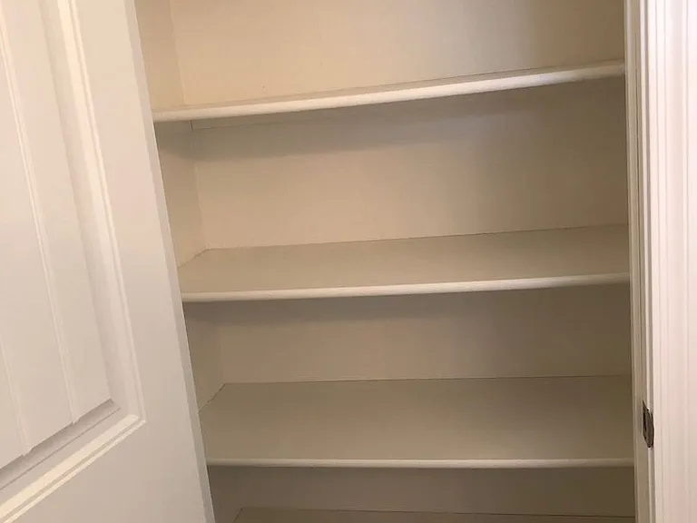 4668 N Salem Pl — Photo 16