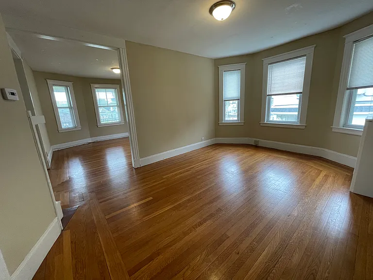 1190 Middlesex St #1190 — Photo 9