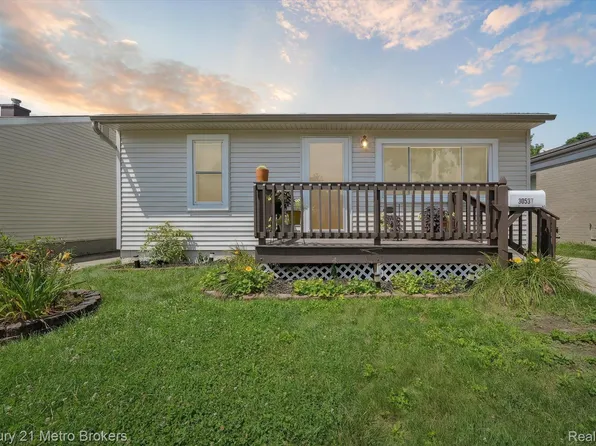 30537 Brush St, Madison Heights, MI 48071