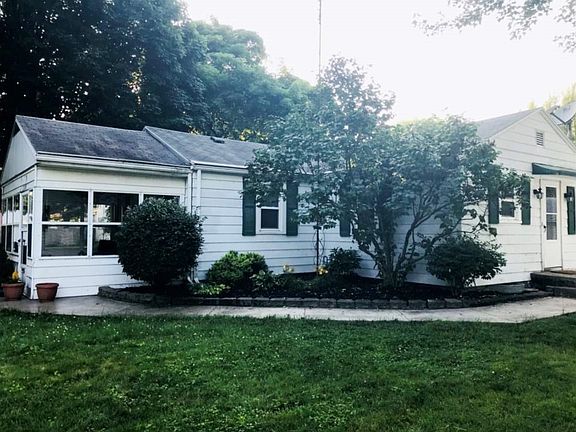 4th image of 1309 Prairie Ave