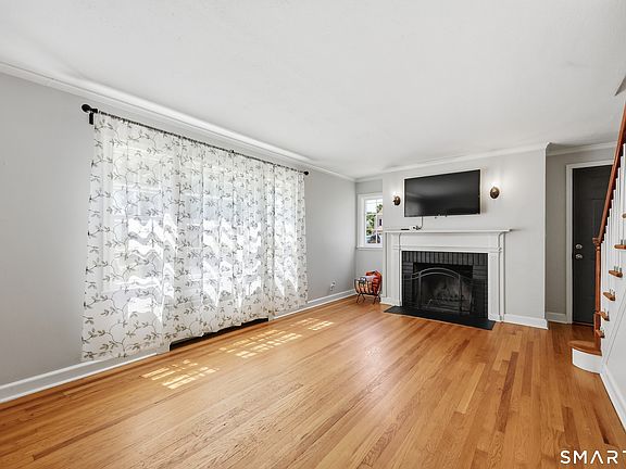 4th image of 122 Overbrook Road