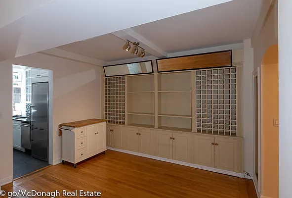 Rented by McDonagh Real Estate | media 27