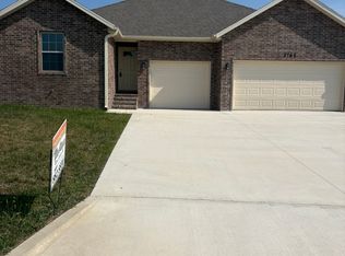 3761 W Freeman St, Bolivar, MO 65613