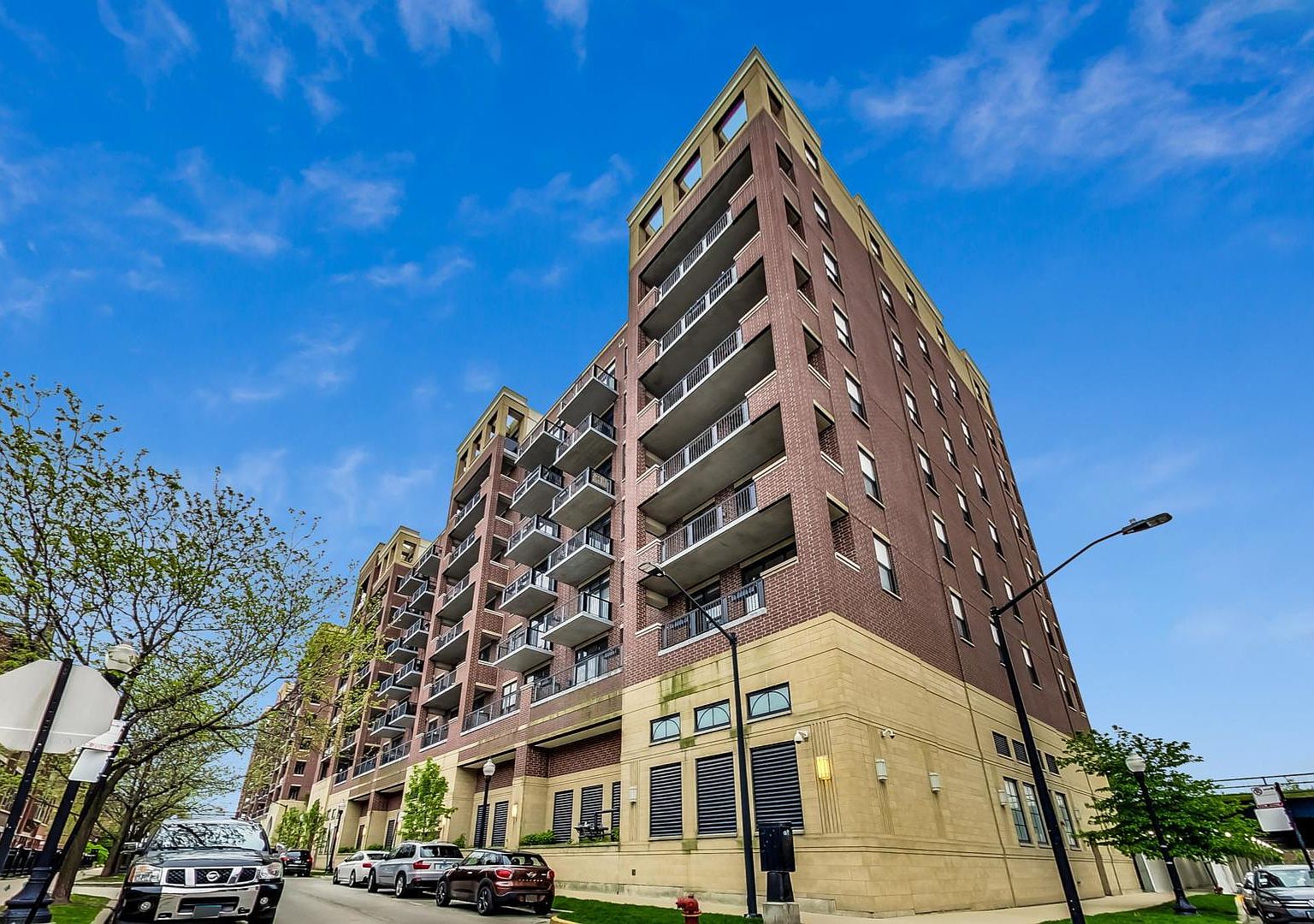 833 W 15th Pl Unit 808, Chicago, IL 60608 | Zillow
