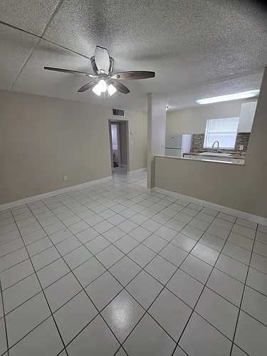 Floor plan 1 Bedroom with Washer Dryer