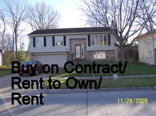 3200 Maple St, West Des Moines, IA 50265