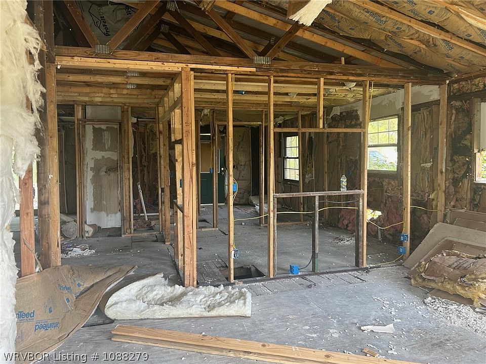 2nd image of 900 S Church St