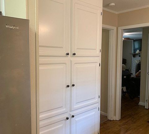 5th image of 4606 Cindy St