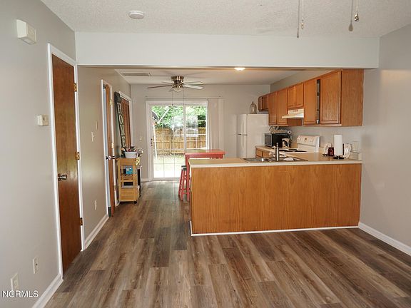 3rd image of 107 Pisgah Court